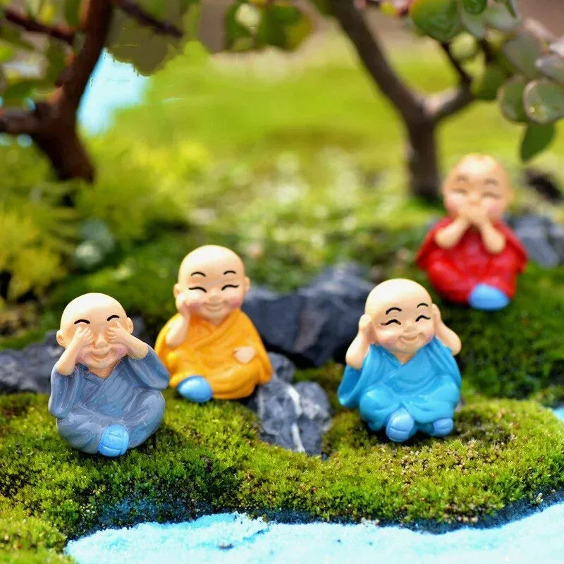4 Pcs/set of Little Monk Resin Crafts Micro Landscape DIY Ornaments Flower Pot Garden Decoration Buddhist Monk Miniature