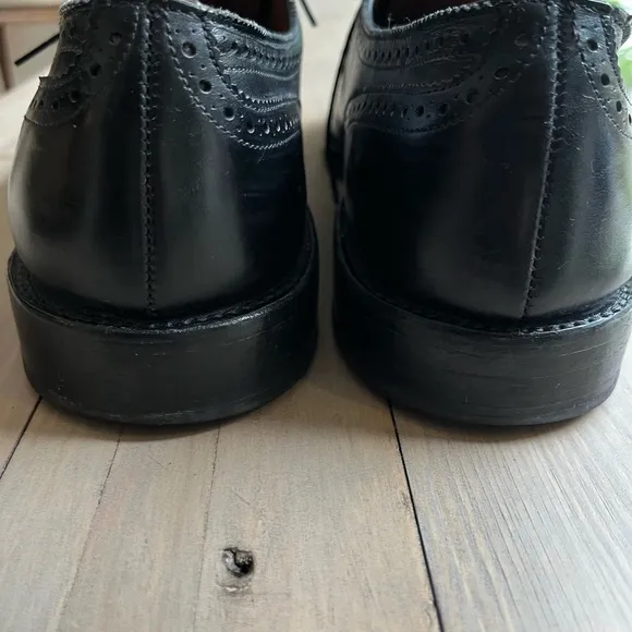 Allen Edmonds “Lexington” Leather Cap Toe Oxfords Size 15