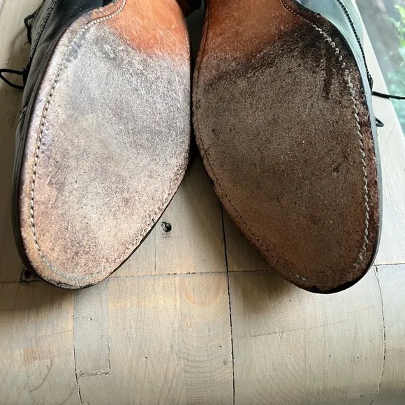 Allen Edmonds “Lexington” Leather Cap Toe Oxfords Size 15