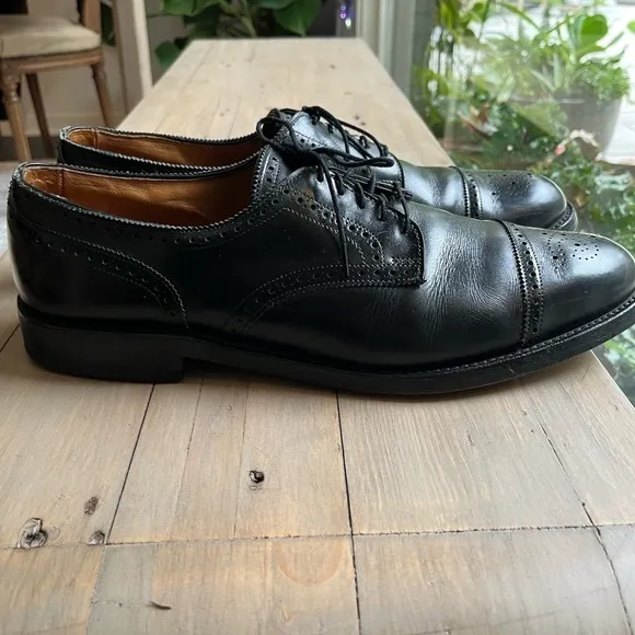 Allen Edmonds “Lexington” Leather Cap Toe Oxfords Size 15
