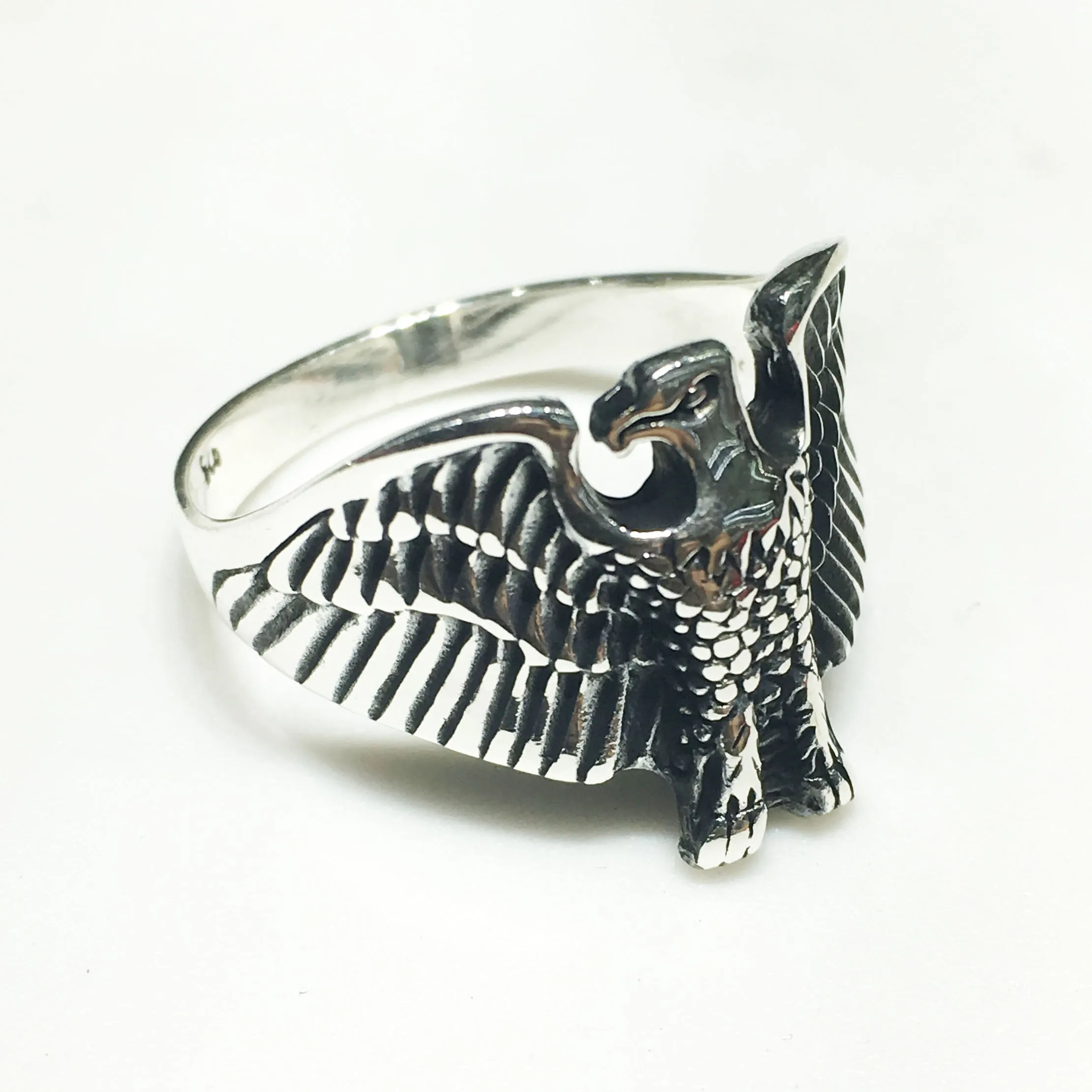 Antique-Finish Hawk Ring (Silver)