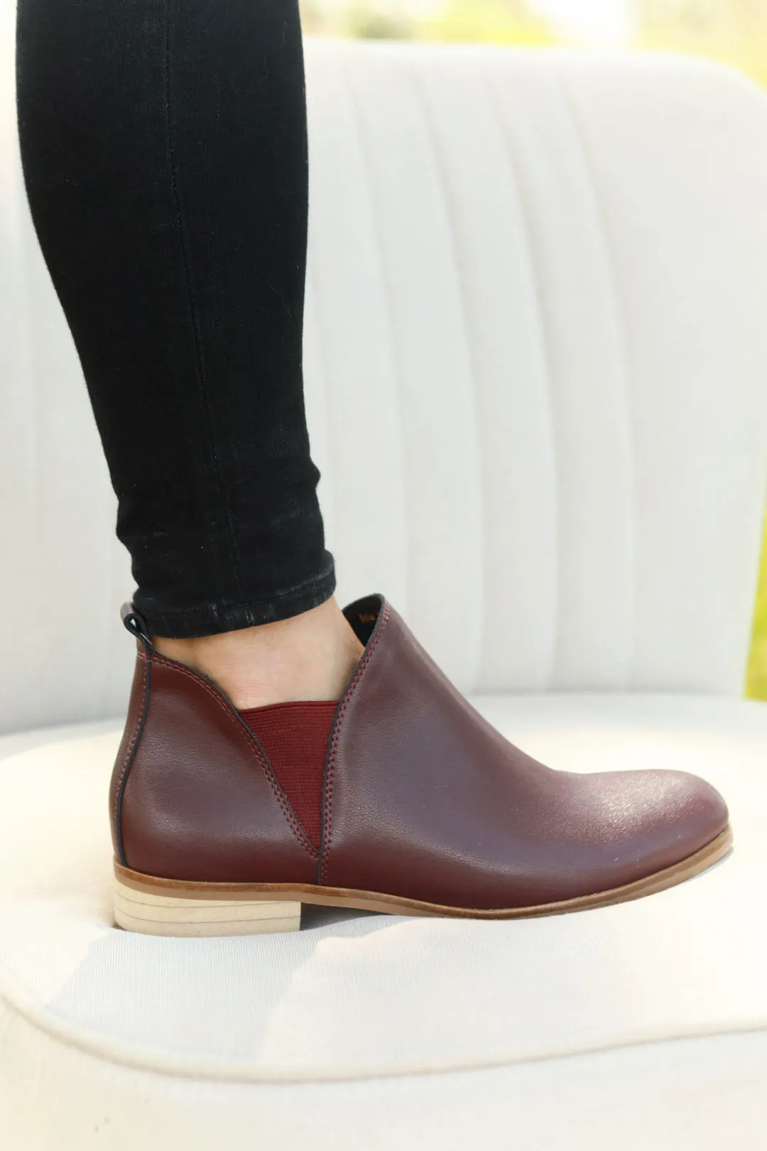 Aria Burgundy