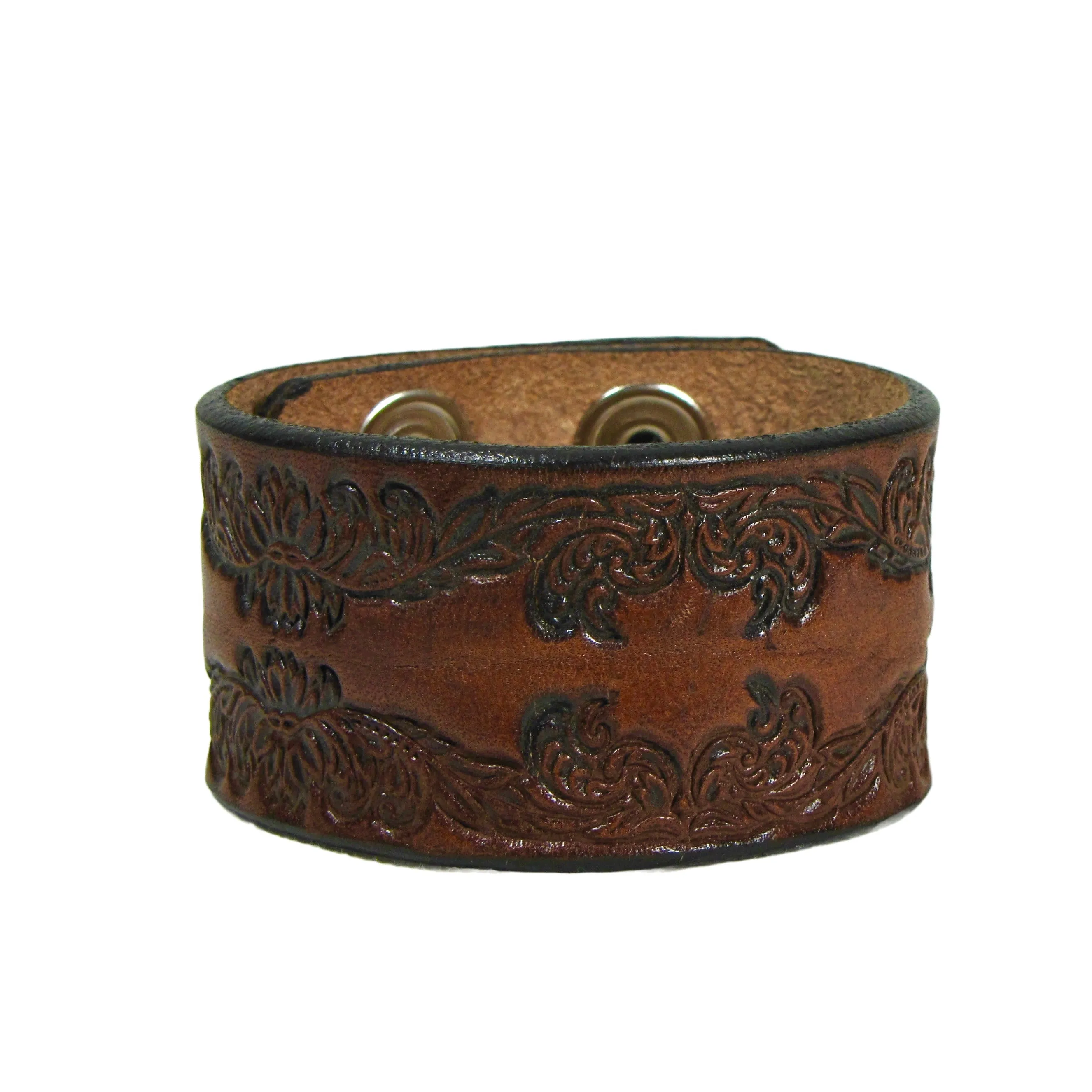 AW6-101 Antique Finish Wristband-Scroll