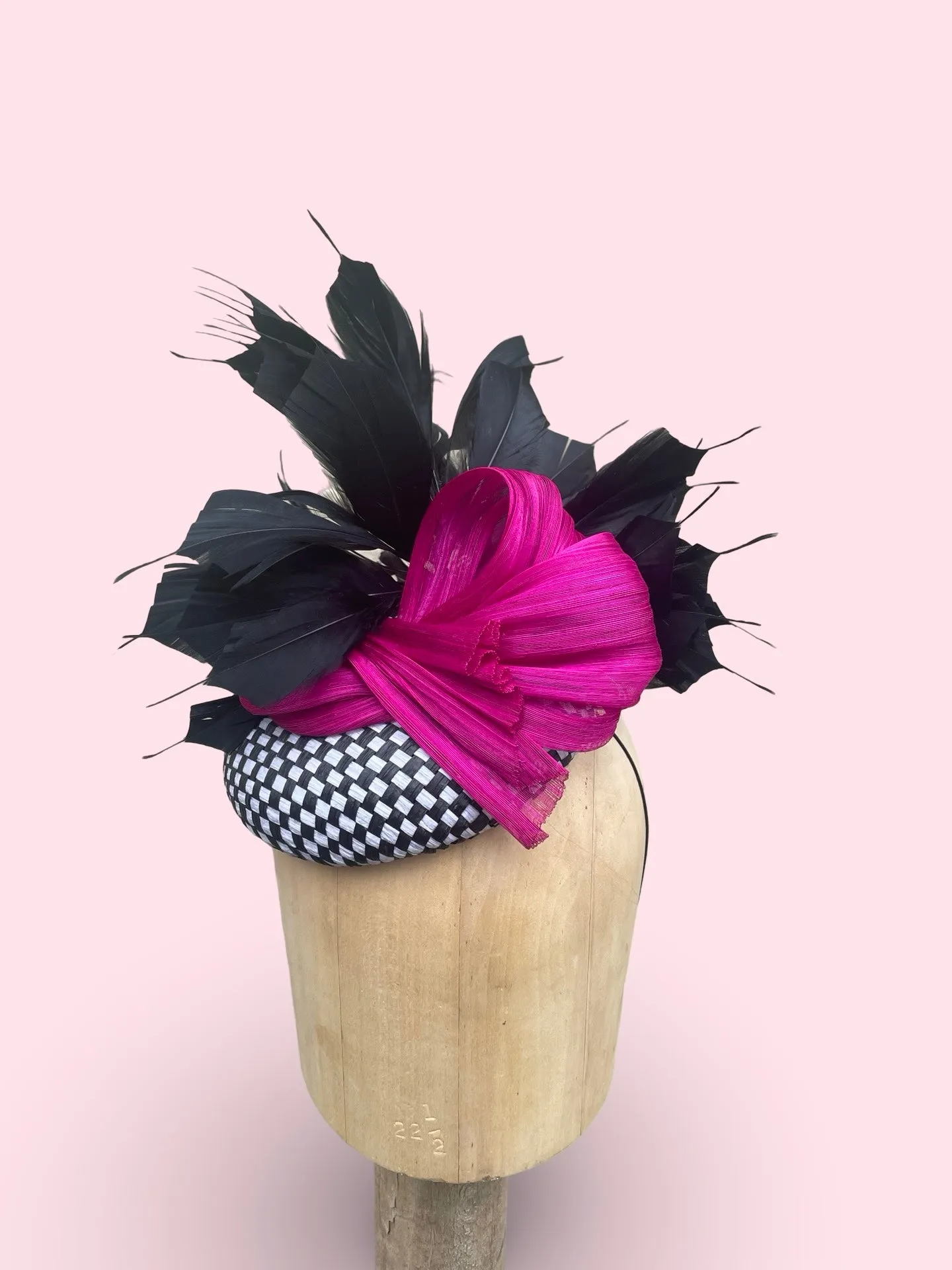 Black Lotus - Black & White Check Pill Box Fascinator