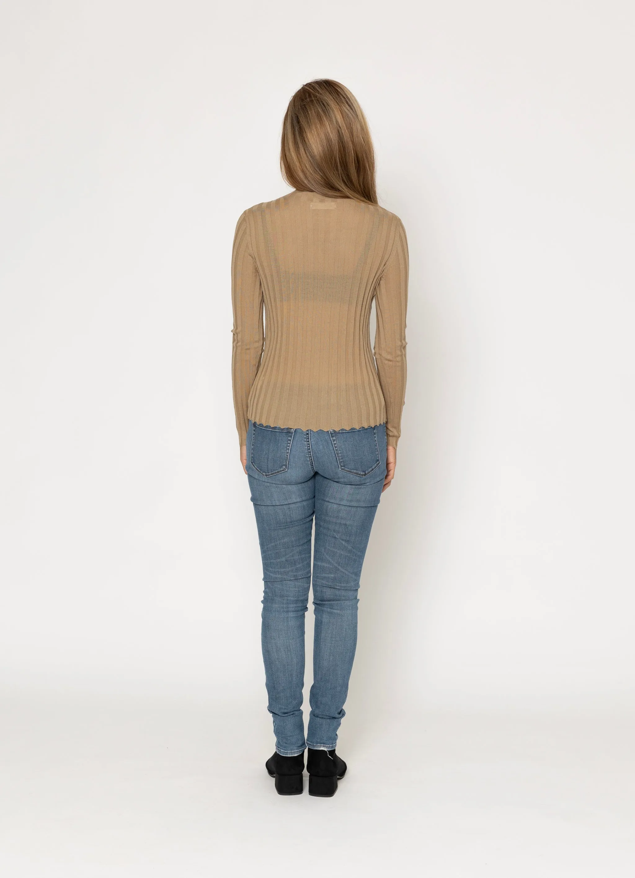 Derby Top