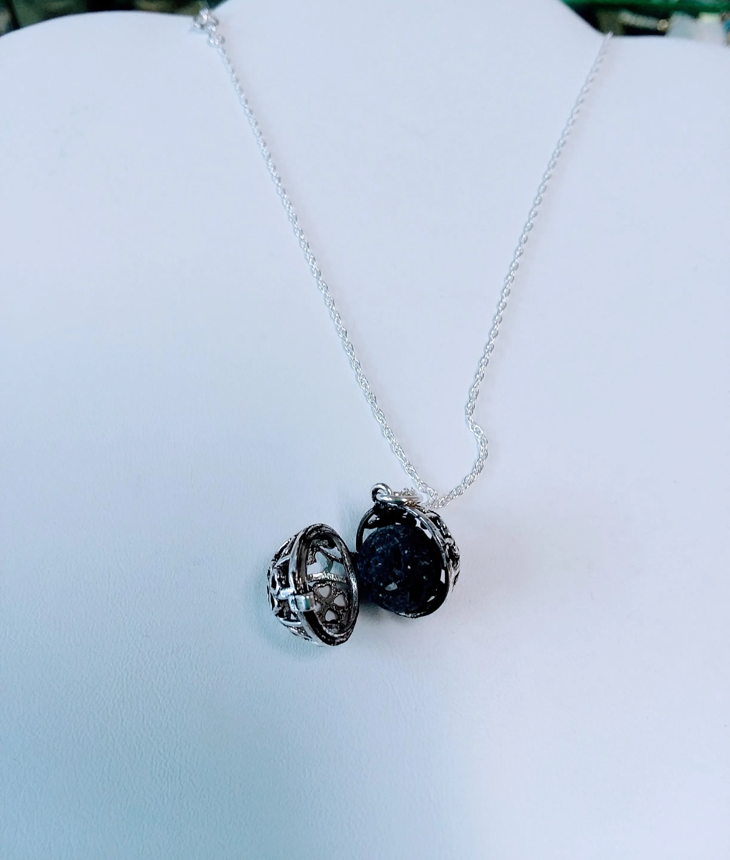 Diffuser locket/Aromatherapy locket