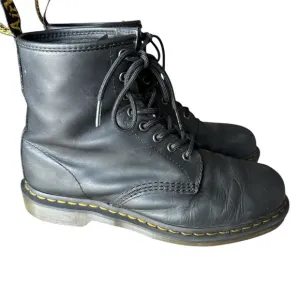 Dr. Martens 1460 Originals 8-Eye, Unisex, Soft Toe Boots Size 9 NO BOX