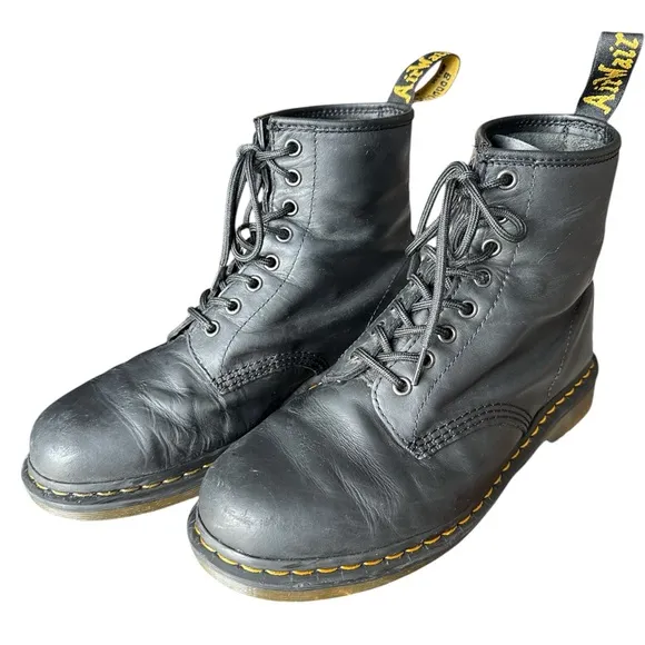Dr. Martens 1460 Originals 8-Eye, Unisex, Soft Toe Boots Size 9 NO BOX