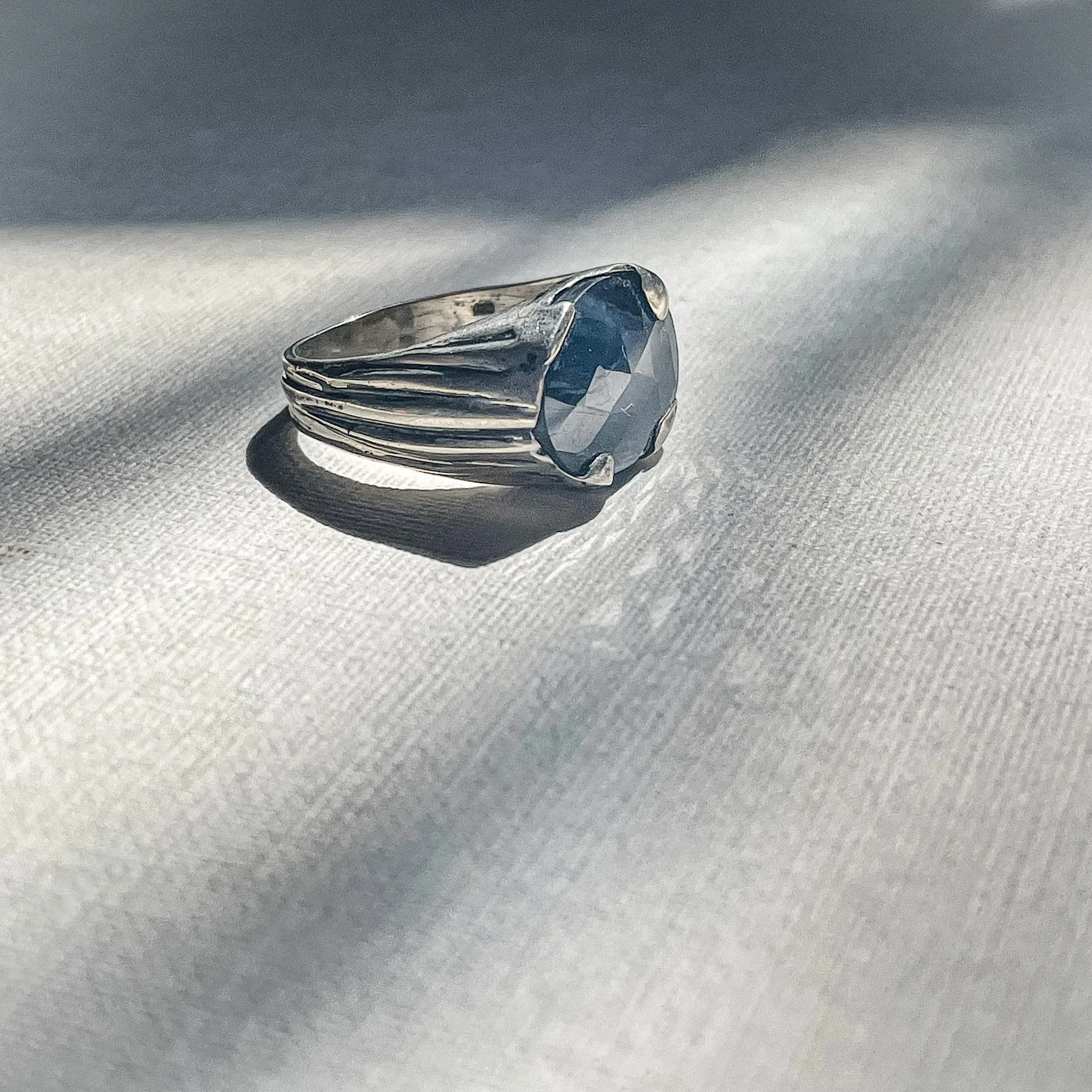 DRAGONFLY RING