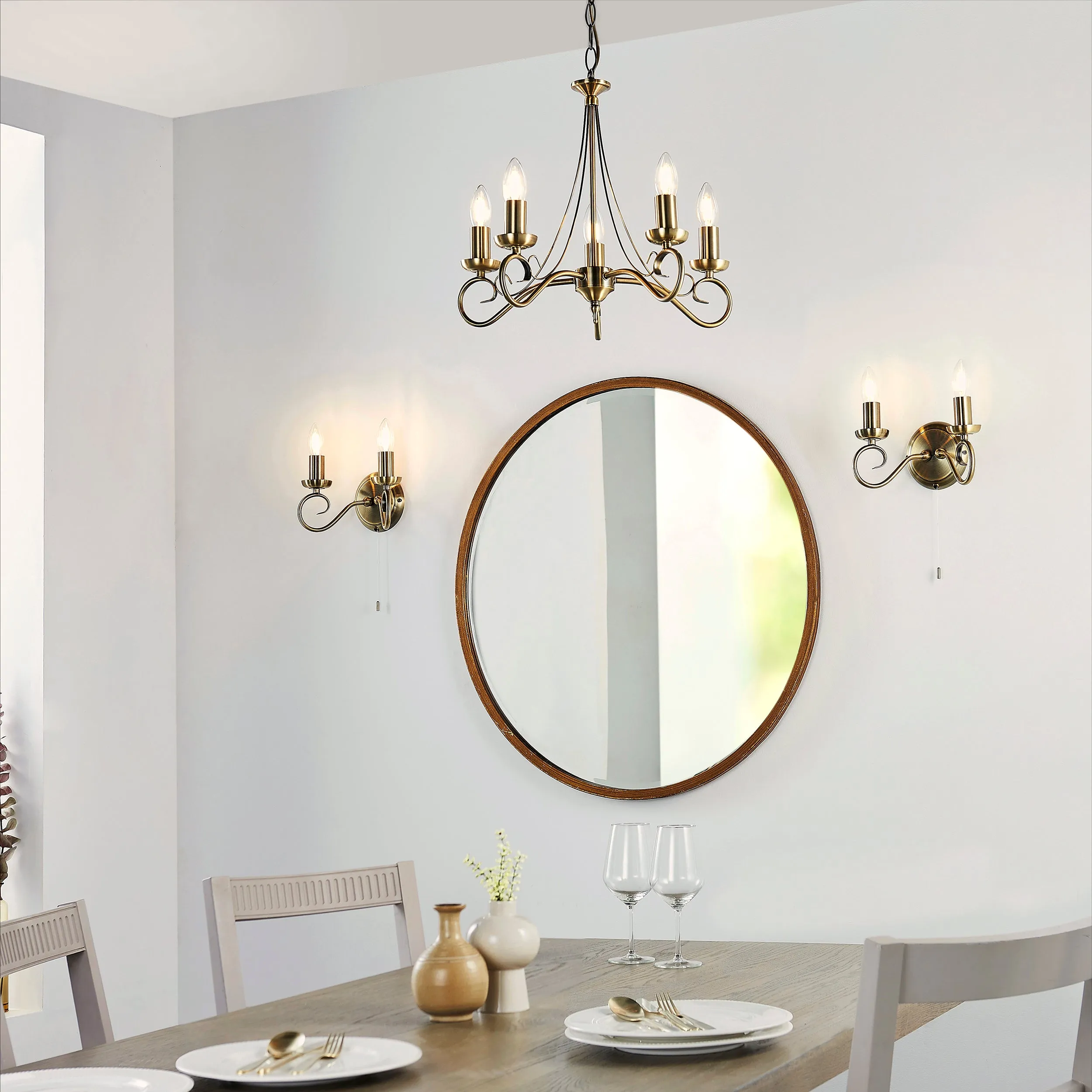 Endon 180-2AN Trafford 2lt Wall Antique brass plate 2 x 60W E14 candle (Required)