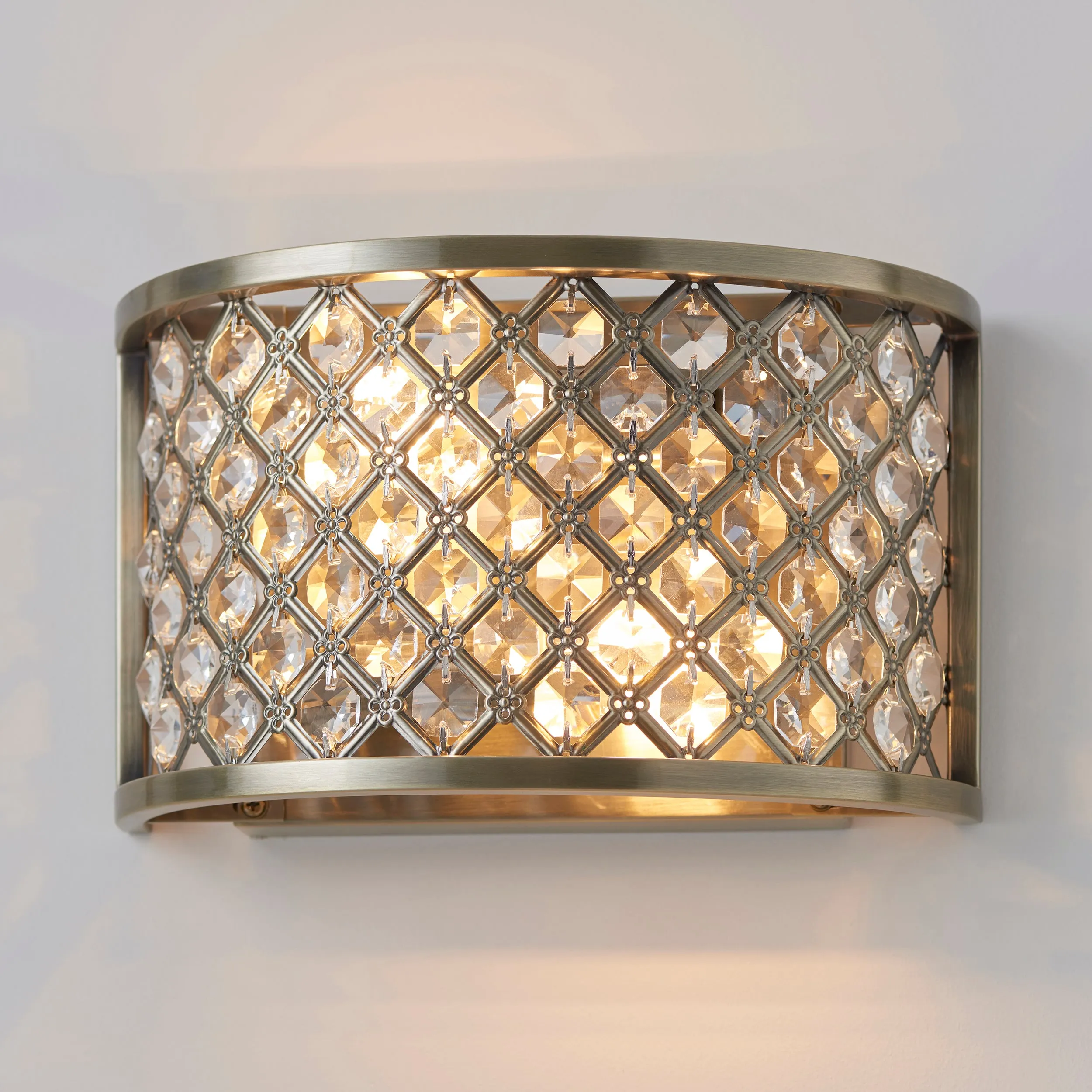 Endon 70559 Hudson 2lt Wall Antique brass plate & clear crystal 2 x 60W E14 golf (Required)