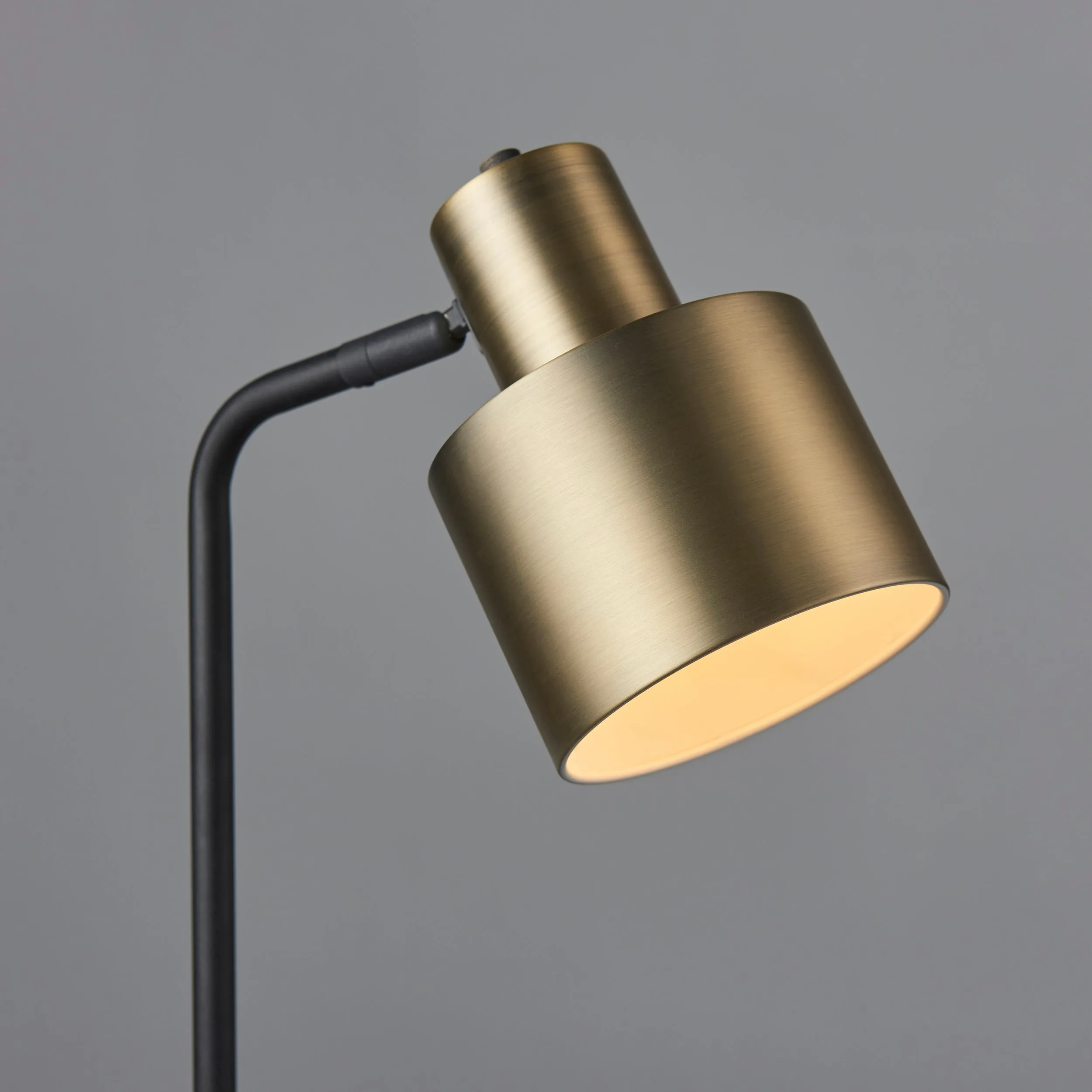 Endon 95464 Mayfield 1lt Table Matt antique brass plate & matt black 10W LED E27 (Required)