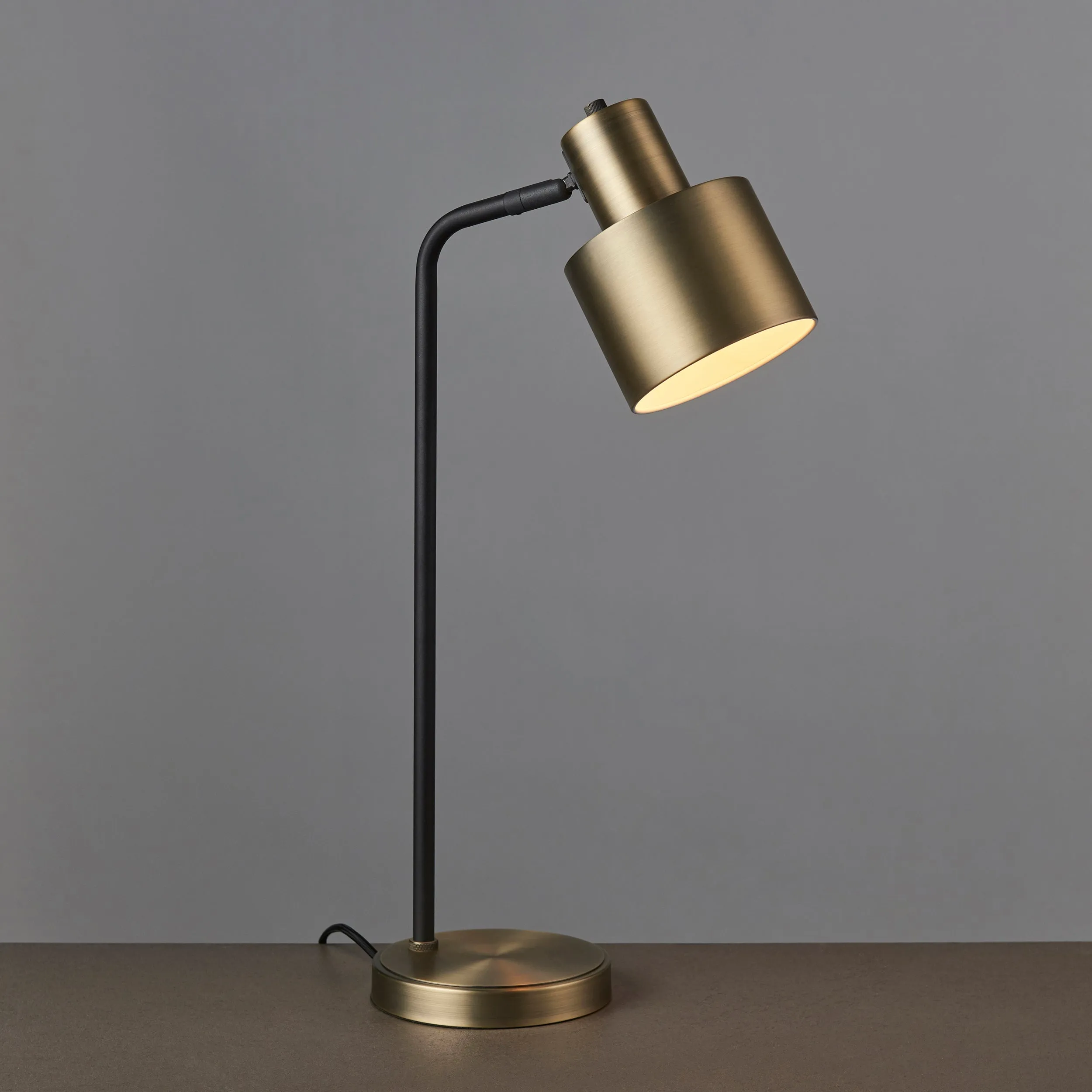 Endon 95464 Mayfield 1lt Table Matt antique brass plate & matt black 10W LED E27 (Required)