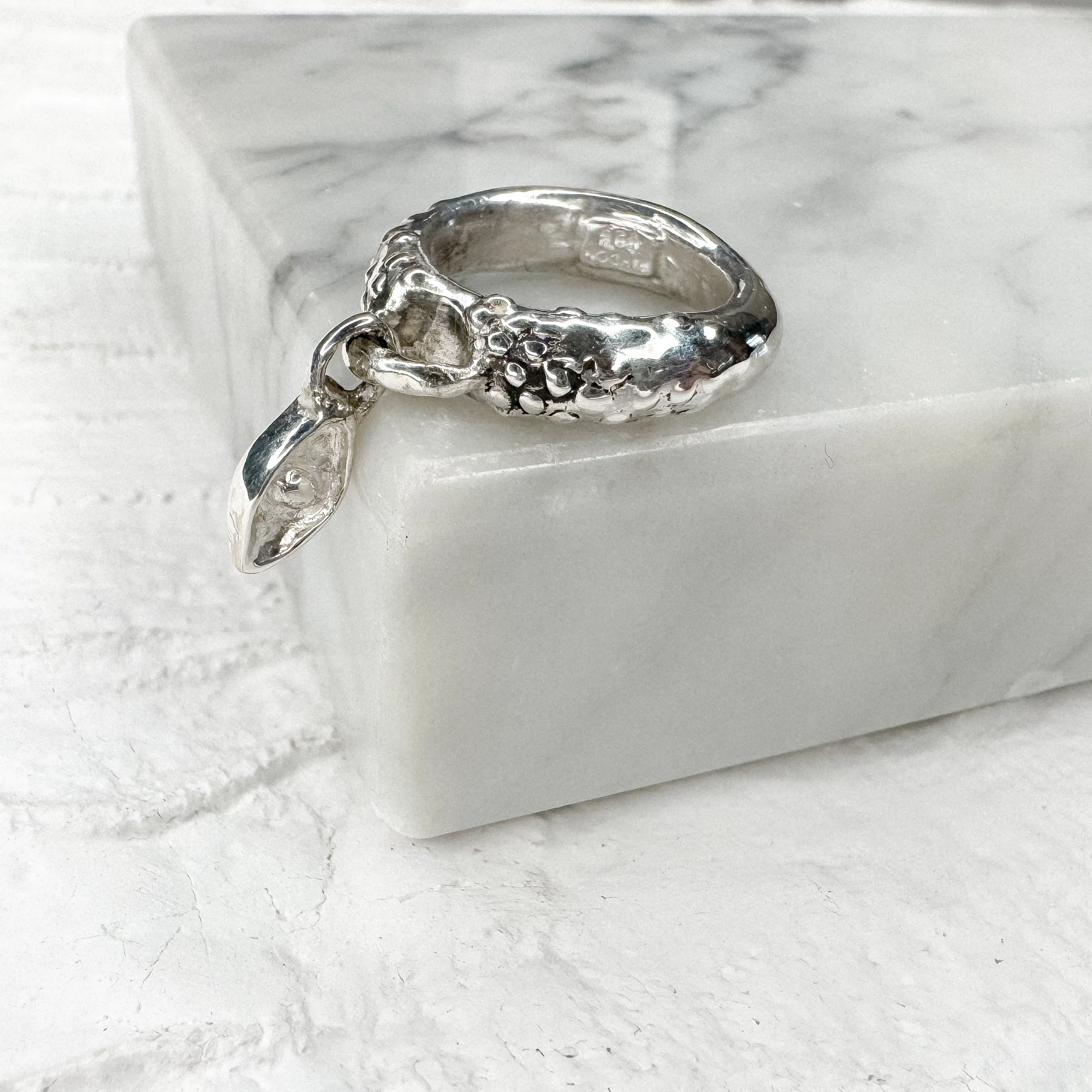 Hanging One Eye Ring