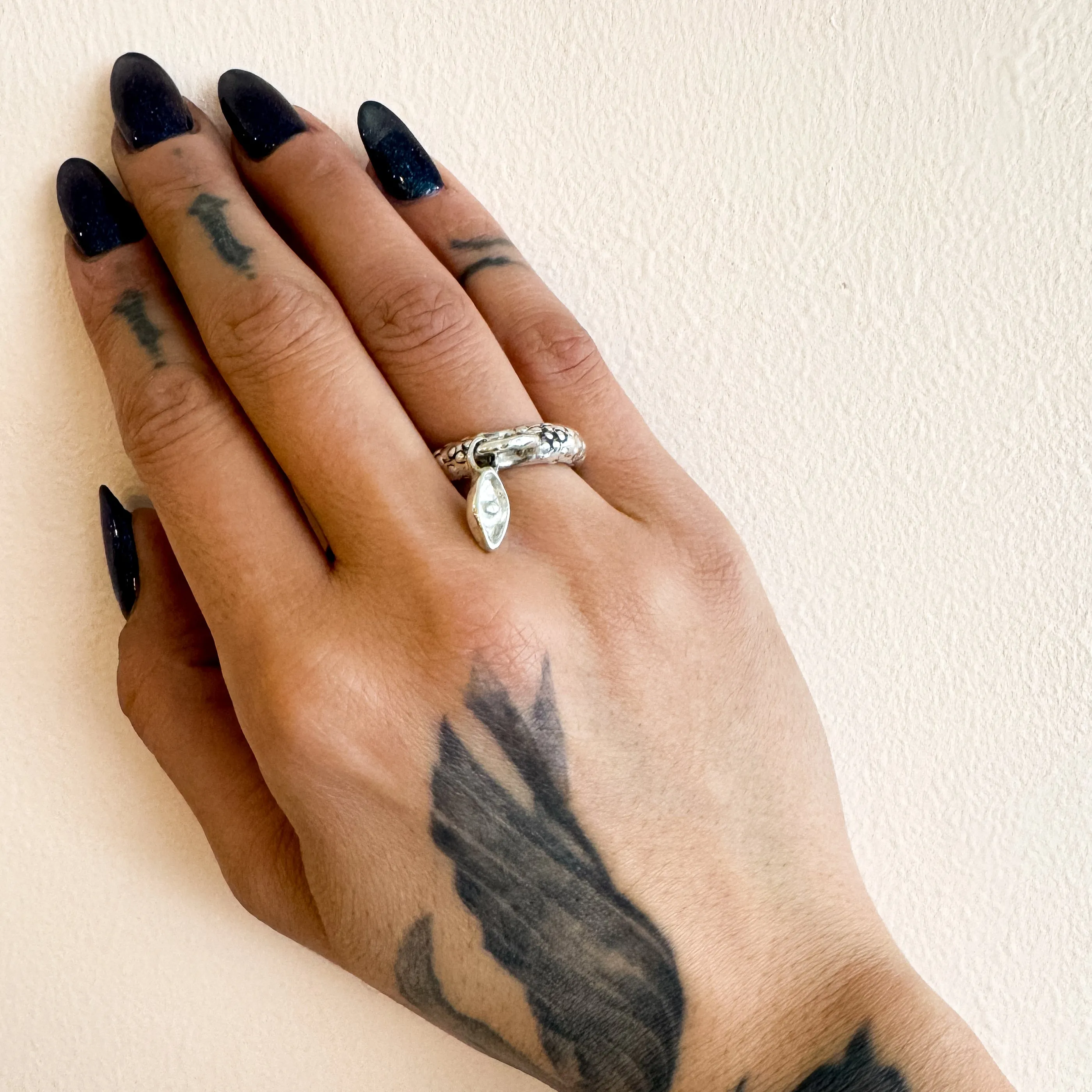 Hanging One Eye Ring
