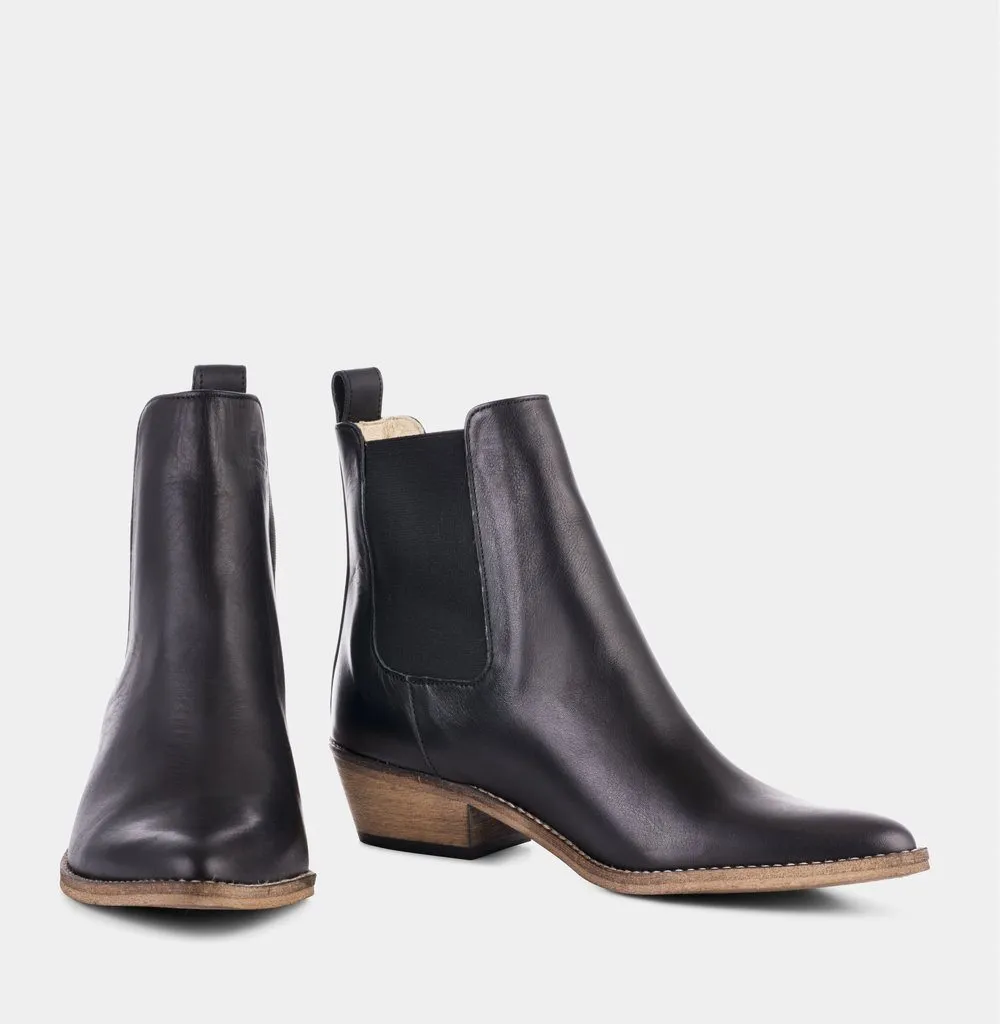 IVYLEE COPENHAGEN  Stella Anilin - Black with Antique Sole