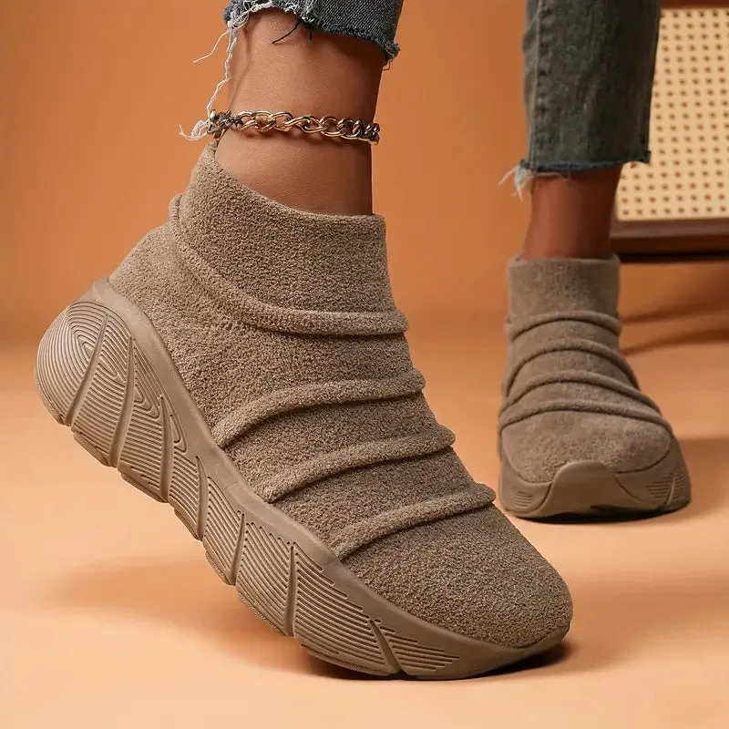 Lightweight Running Shoes With Fleece Lining