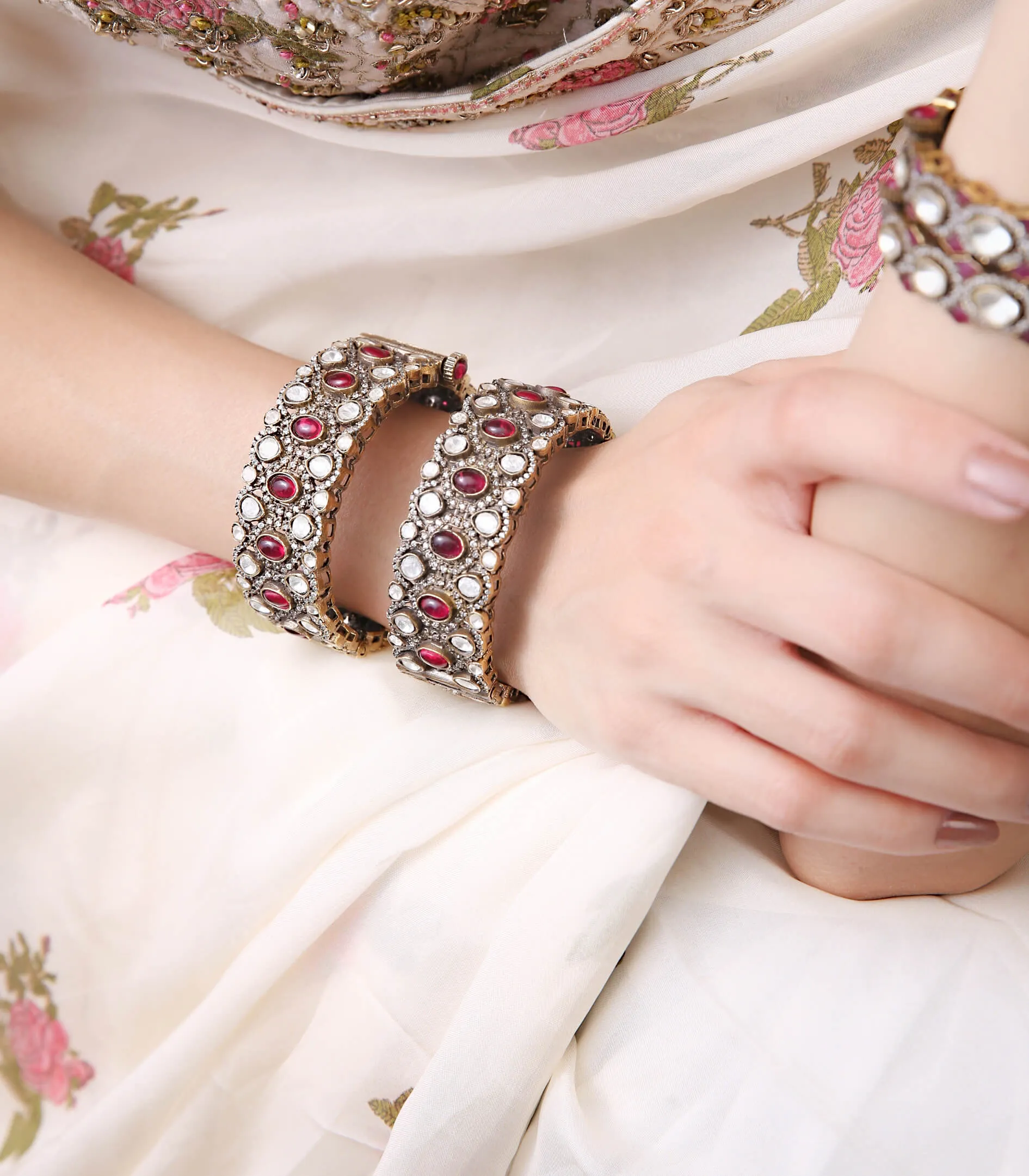 Monita red antique gold finish bangles