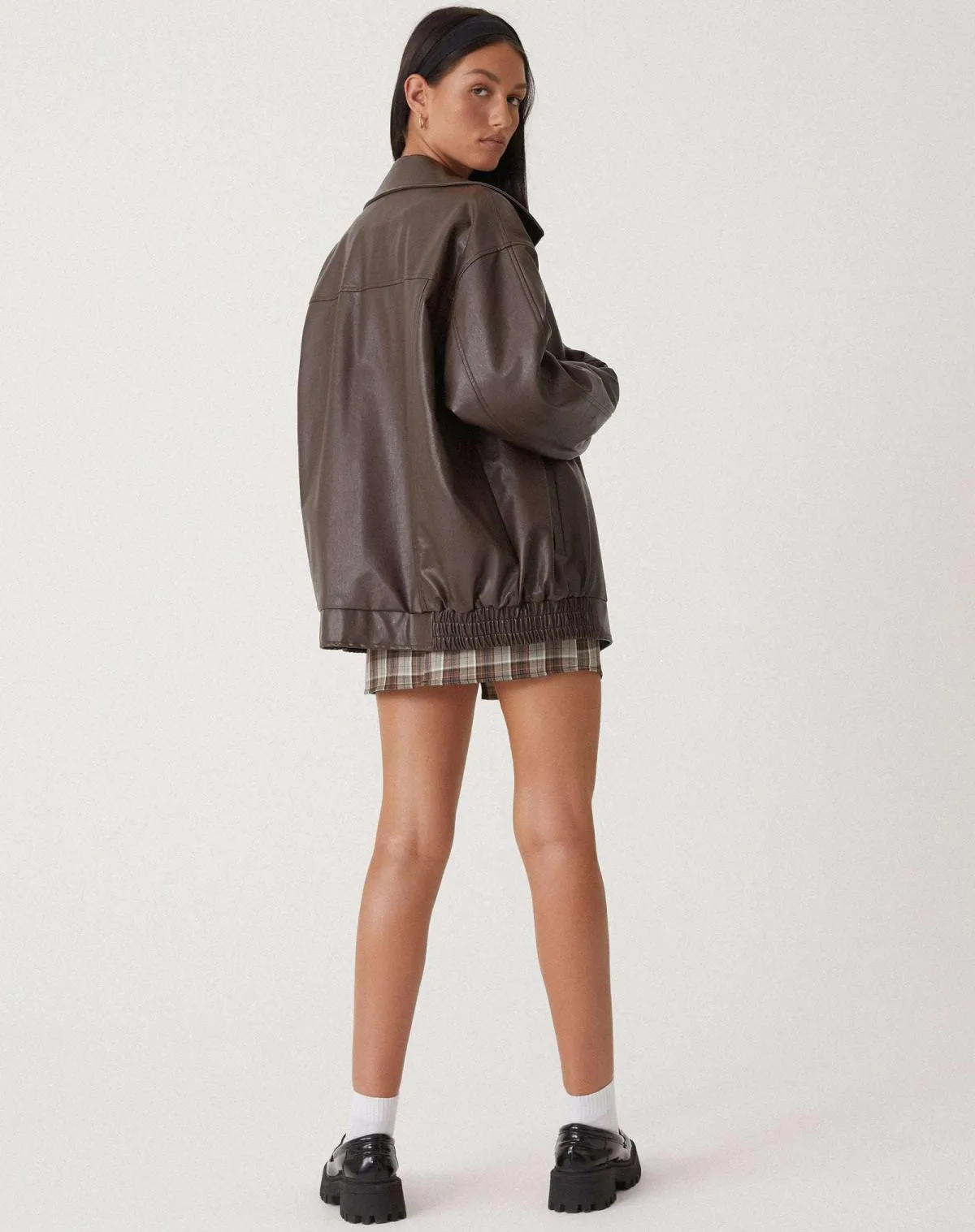 Oversized Leather Jacket | Effortless & Edgy | Classic Street Style