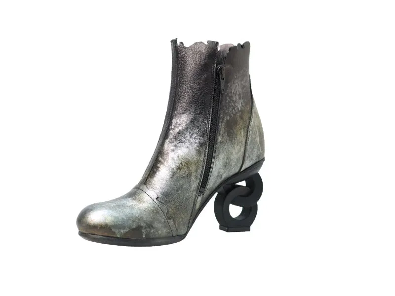 Papucei Ladies Silver Distressed Leather Ankle Boots