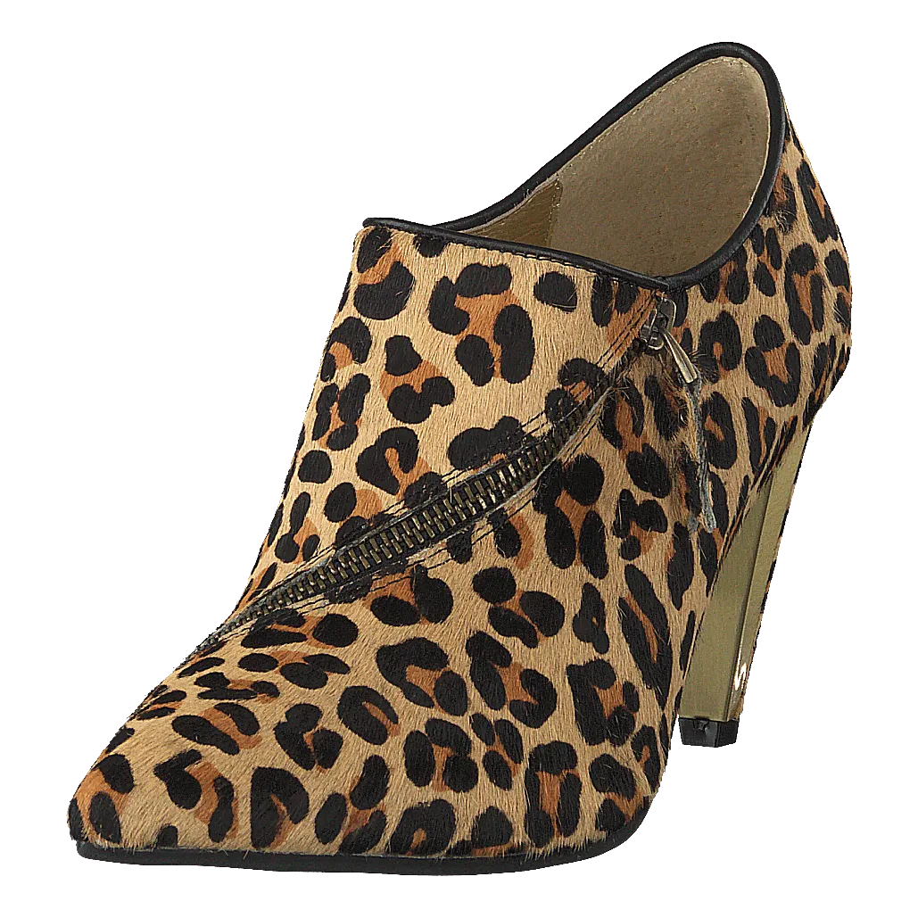 Ramona Leopard