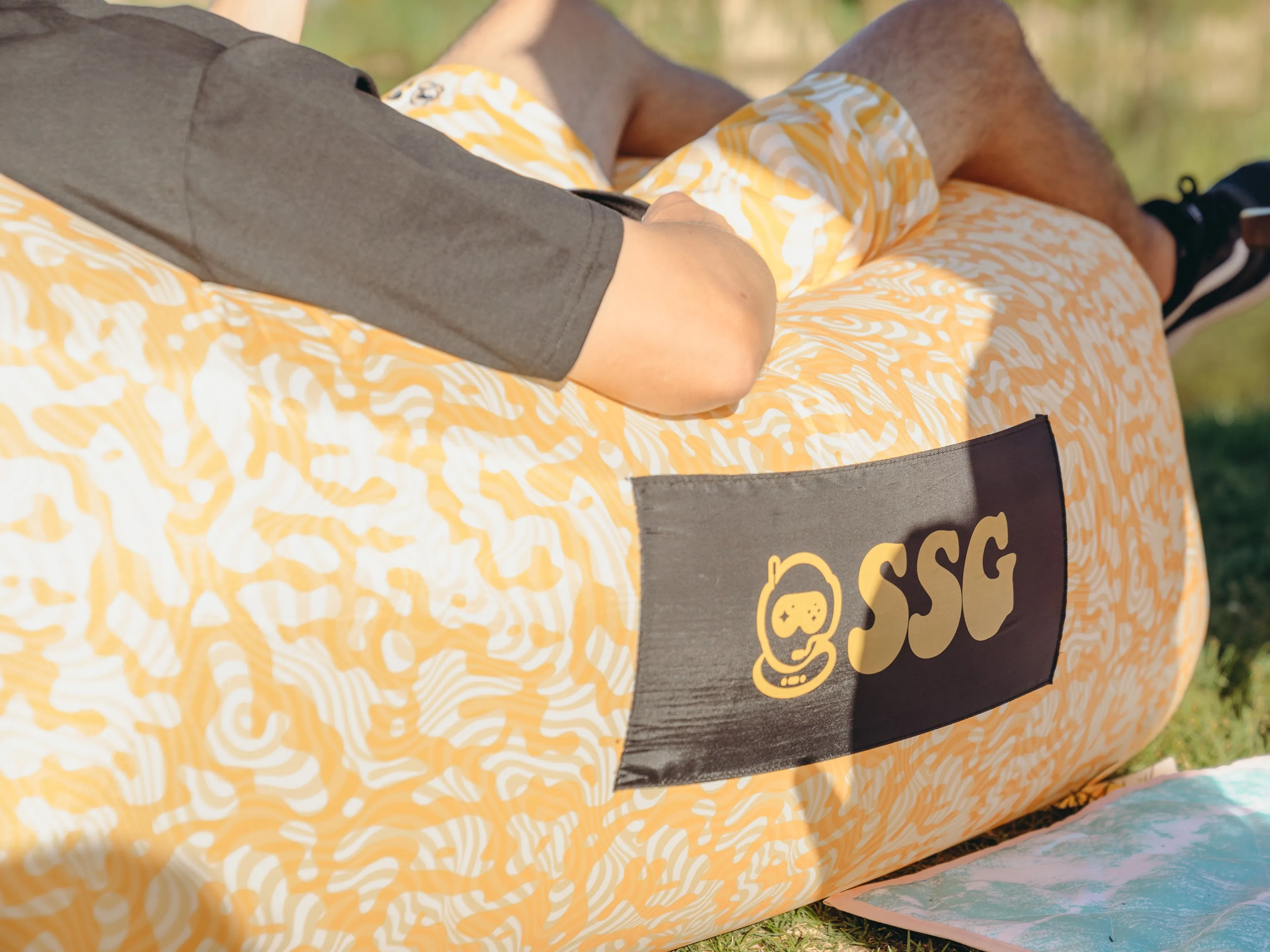 SSG Camo Inflatable Lounger