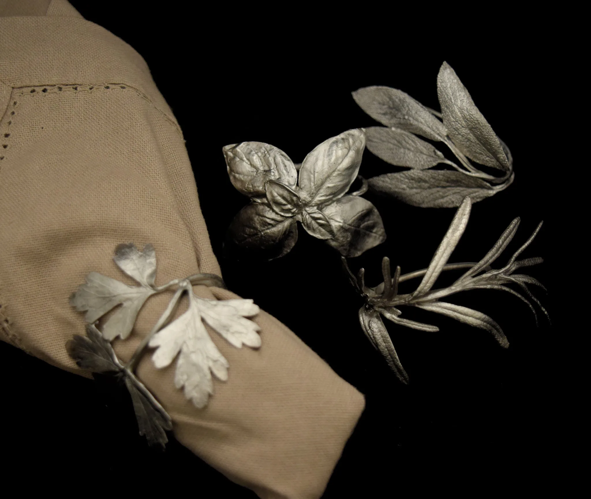 Table Art - Italian Herb Napkin Rings