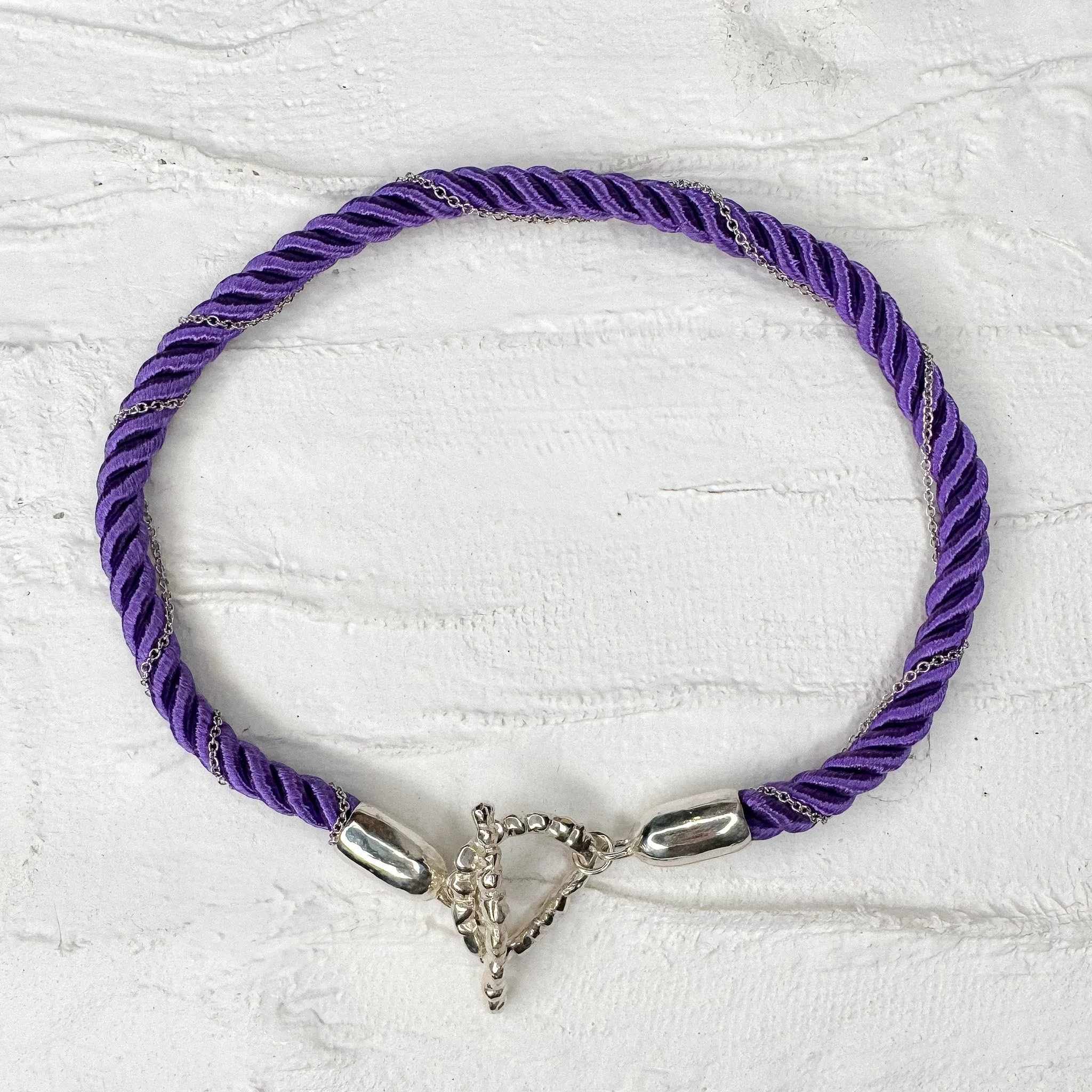The Garden Key chocker necklace