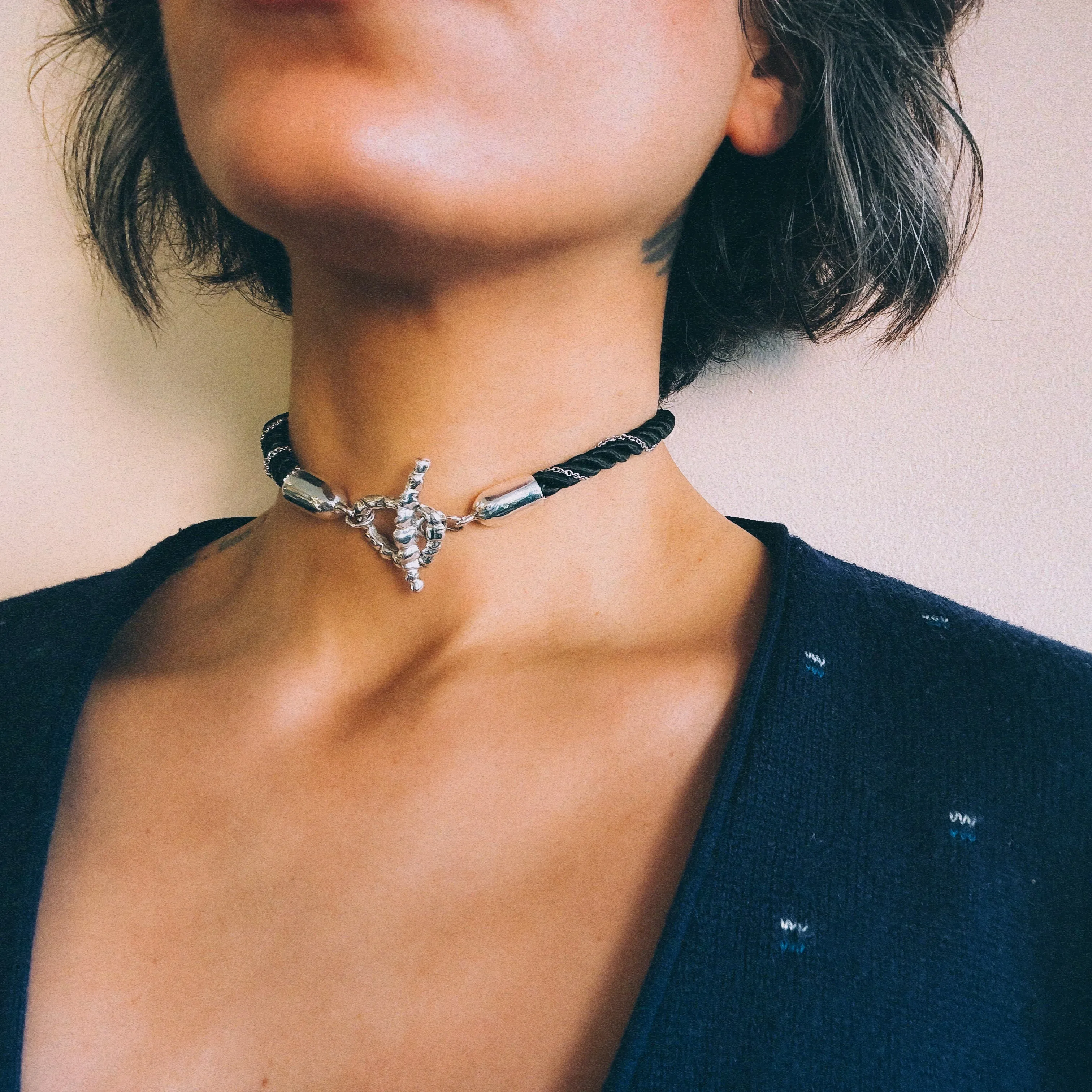 The Garden Key chocker necklace