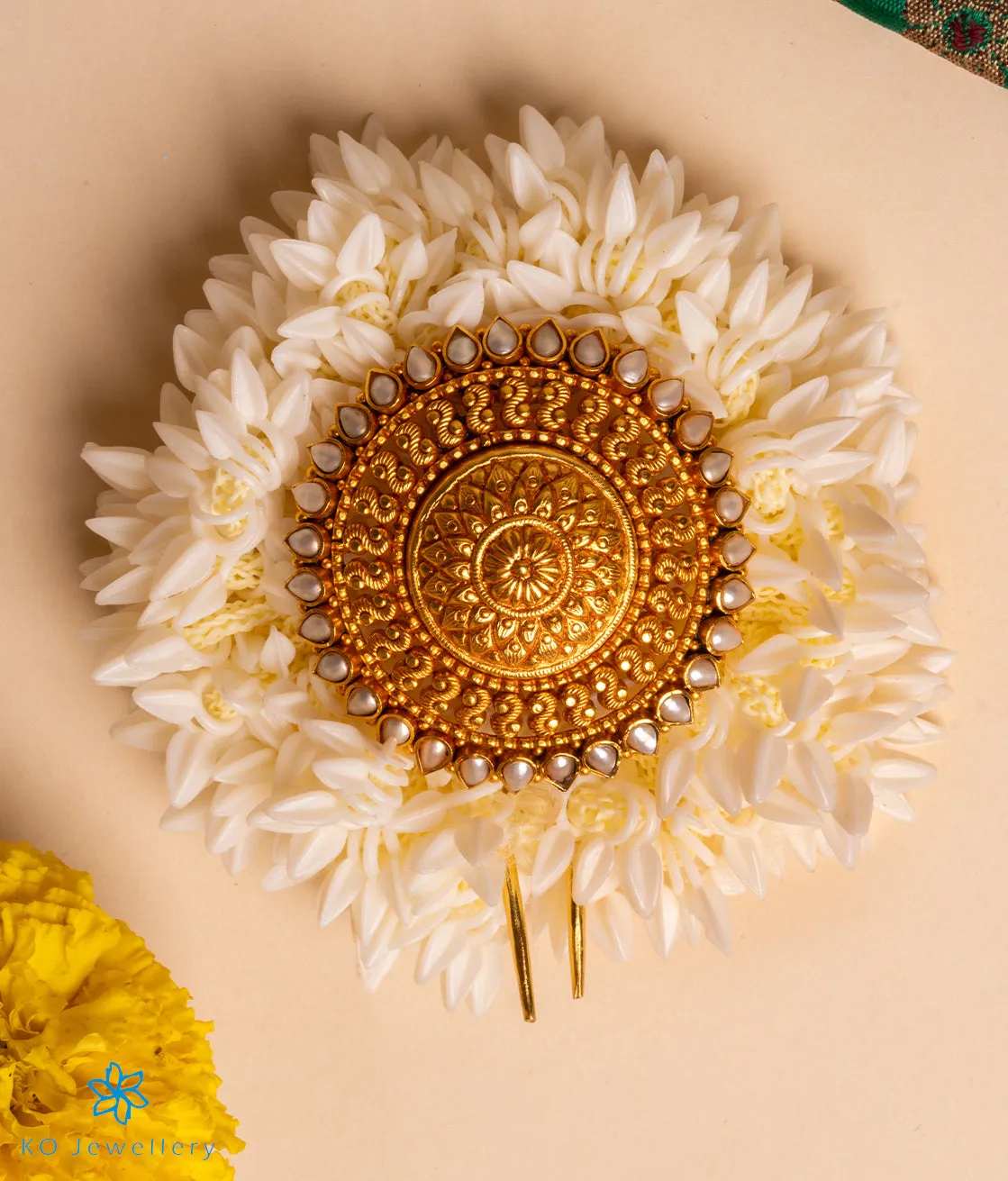 The Kavika Silver Pearl Hair Pin