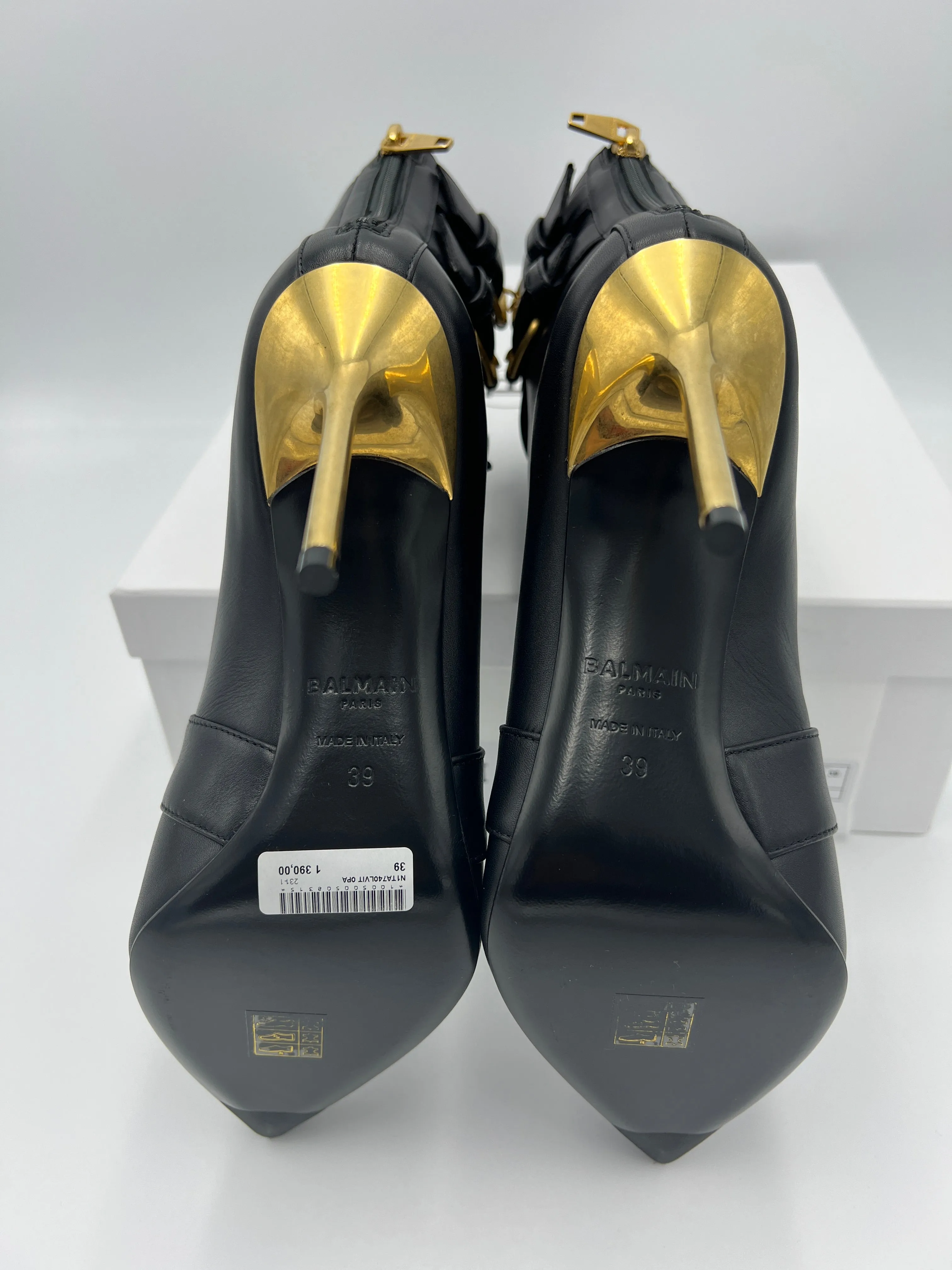 Uria Leather Ankle Boots
