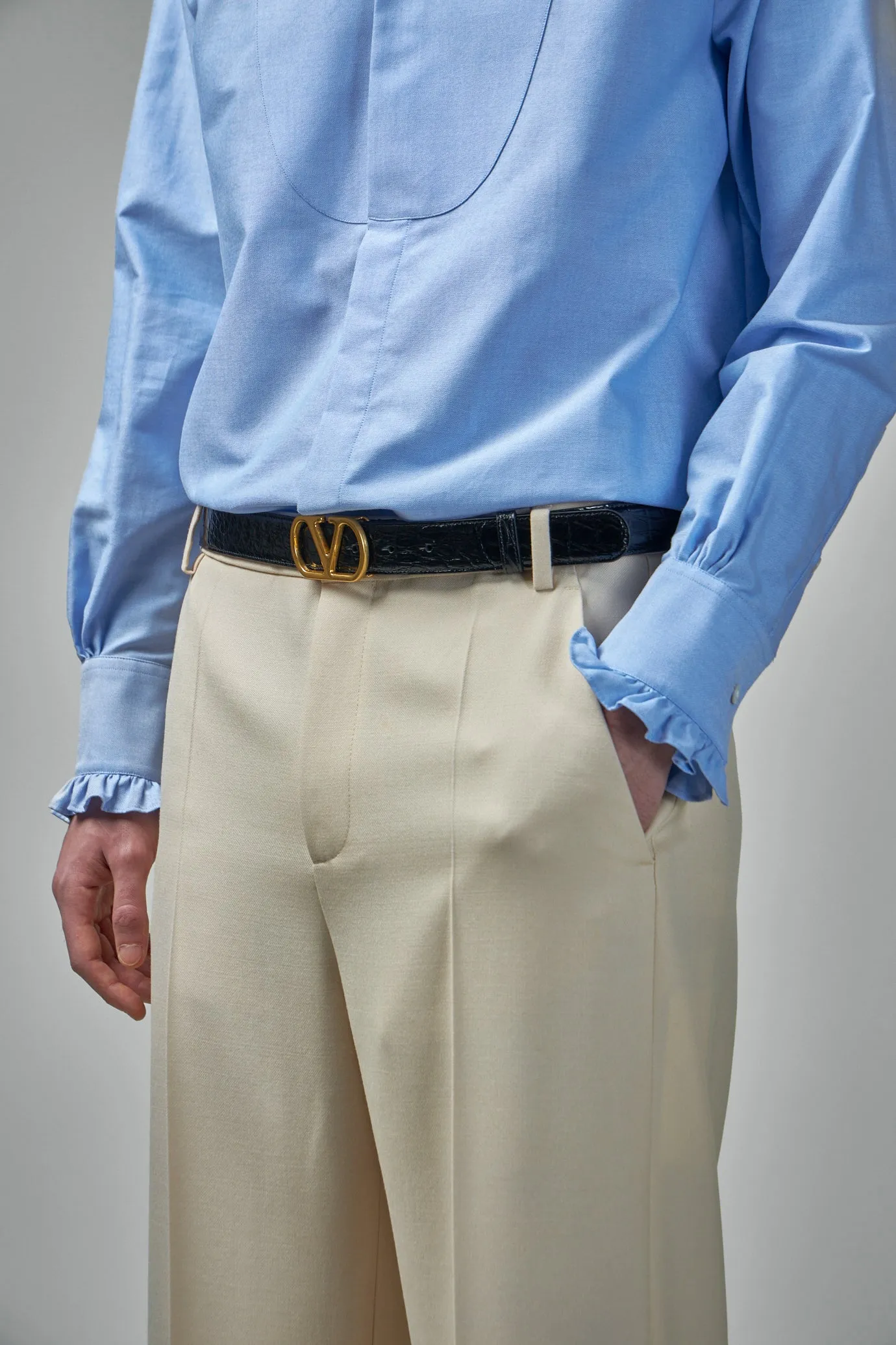 V-Logo Signature Crocodile Belt
