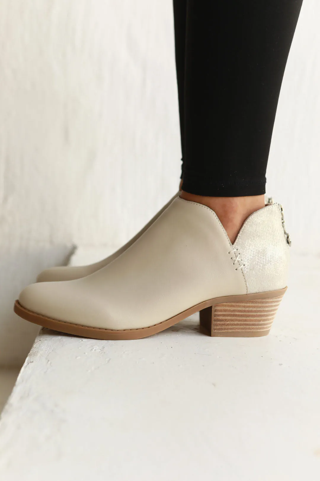Yara Cream   Champagne